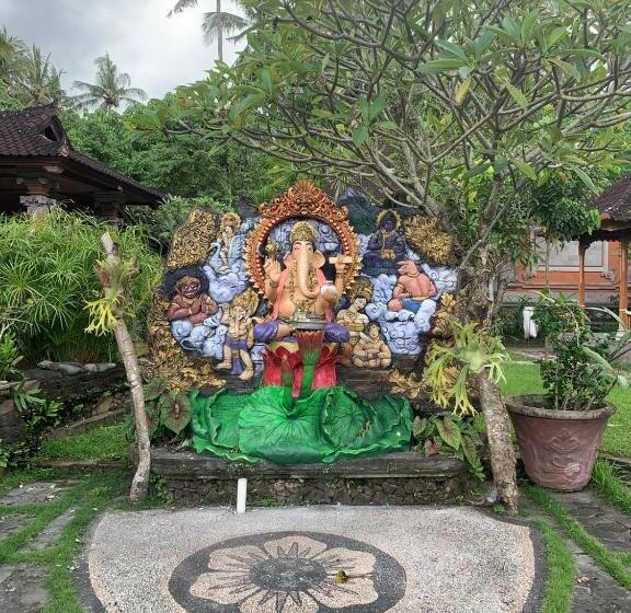 Пансион Narafa S Guest House