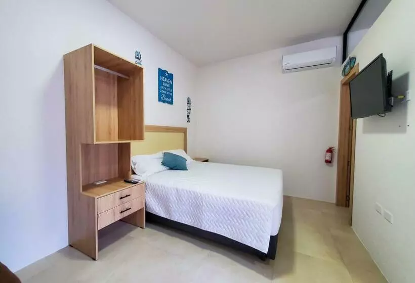 پانسیون Suites Brisamar Playa Santa Marianita Manta
