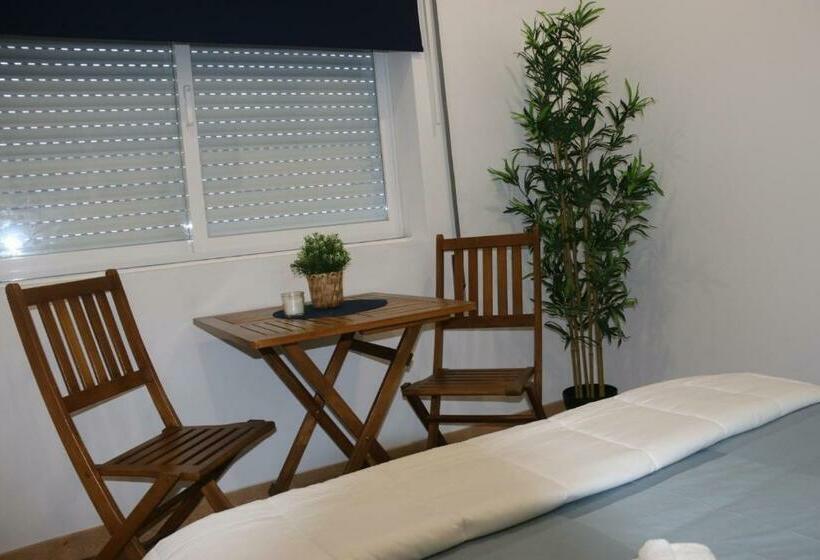 פנסיון The Surf House Furadouro