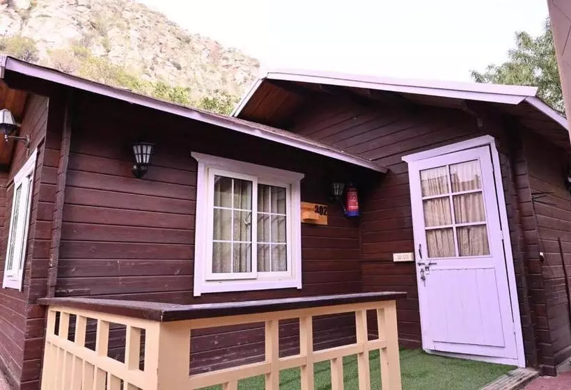 Resort Namanbagh