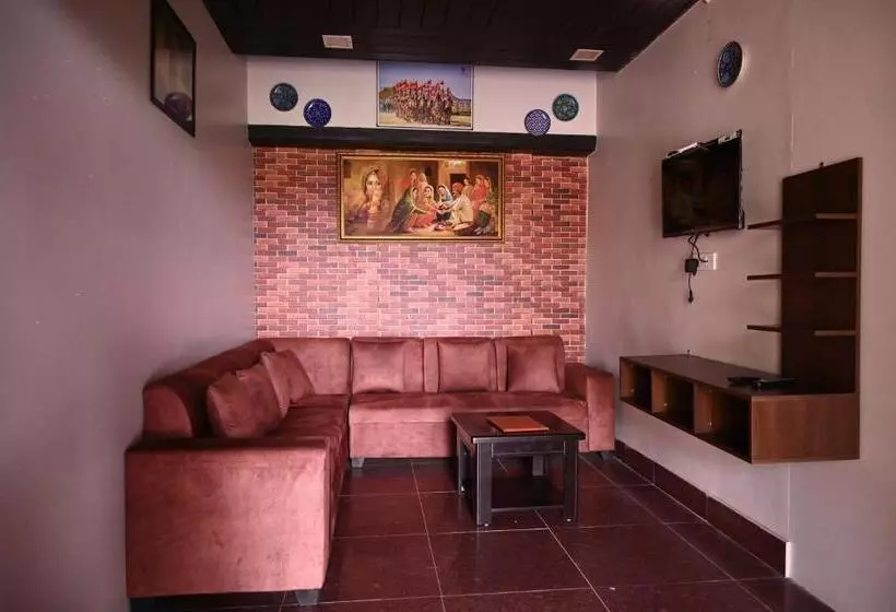 Resort Namanbagh