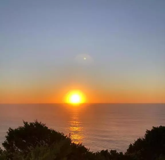 Spray B&b Sitio In Nazare, European Style