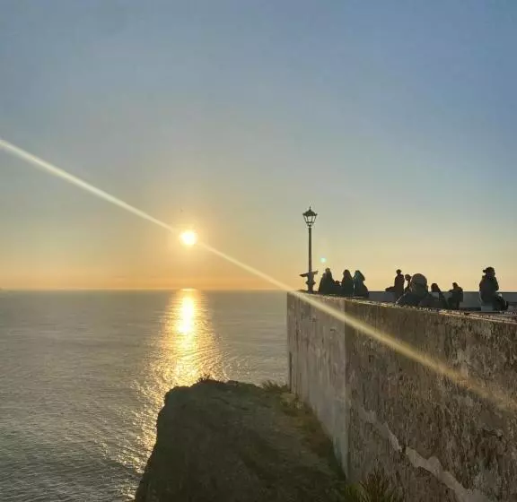 Spray B&b Sitio In Nazare, European Style