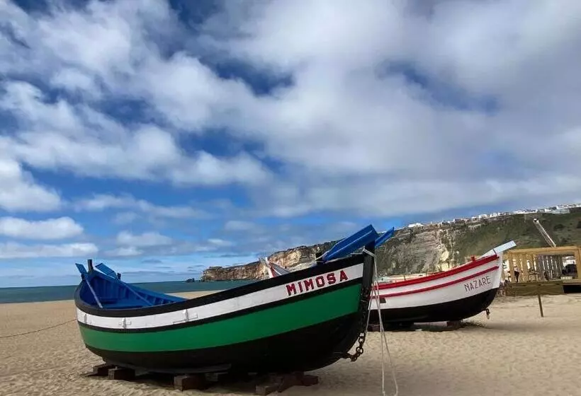 Spray B&b Sitio In Nazare, European Style