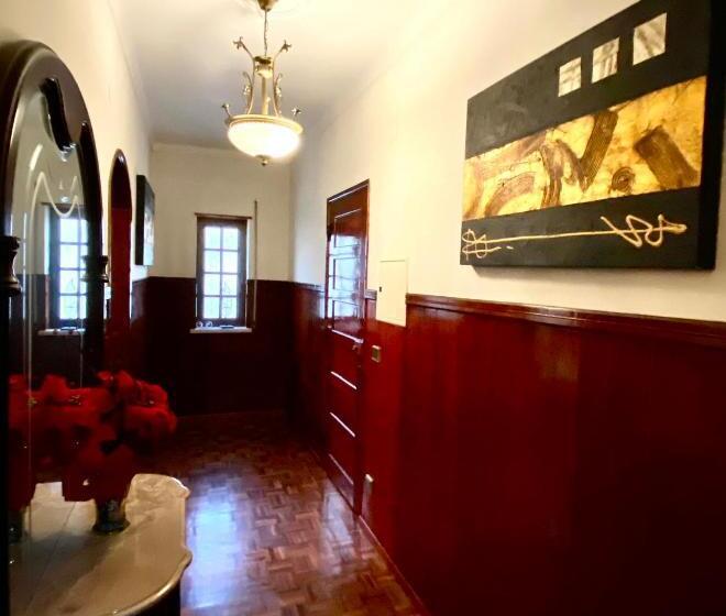 Spray B&b Sitio In Nazare, European Style