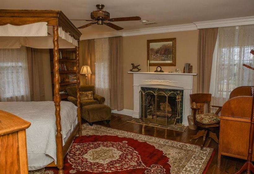 مبيت وإفطار Black Horse Inn