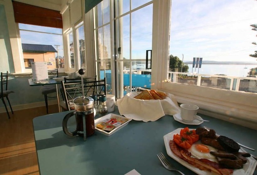 مبيت وإفطار Freycinet Waters