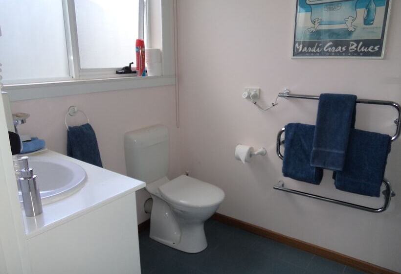 مبيت وإفطار Freycinet Waters