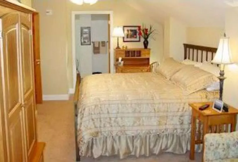 Bed and Breakfast Olde Staunton Inn