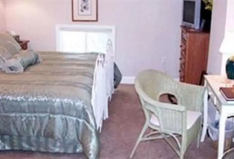 Bed and Breakfast Olde Staunton Inn