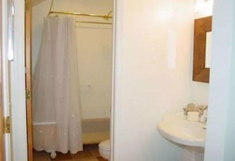 Bed and Breakfast Olde Staunton Inn