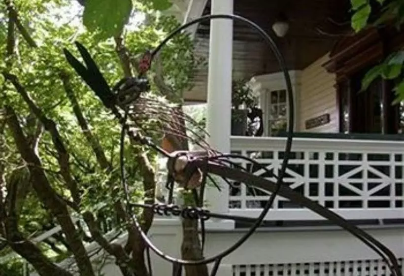 Bed and Breakfast Olde Staunton Inn