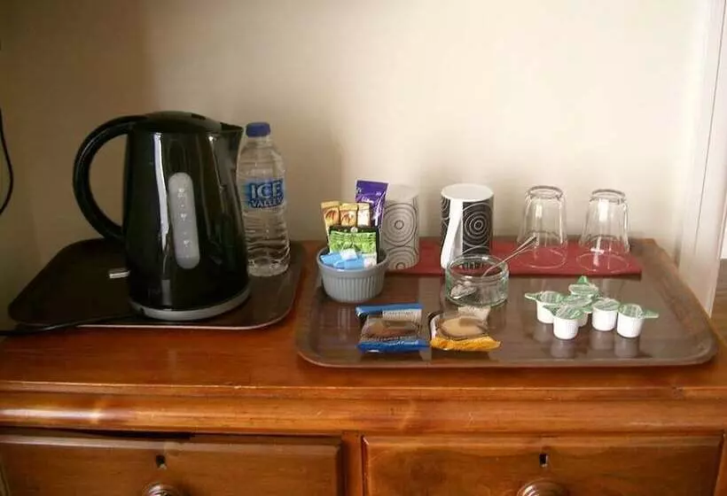 Bed and Breakfast Paths End