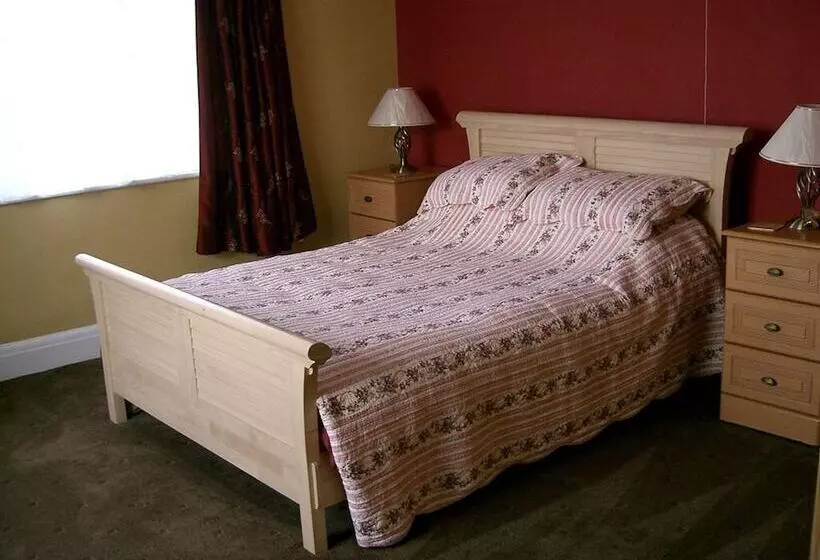 Bed and Breakfast Paths End