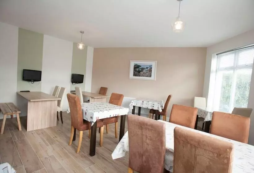 تختخواب و صبحانه Portcaman House