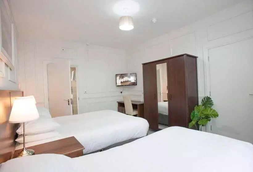 تختخواب و صبحانه Portcaman House