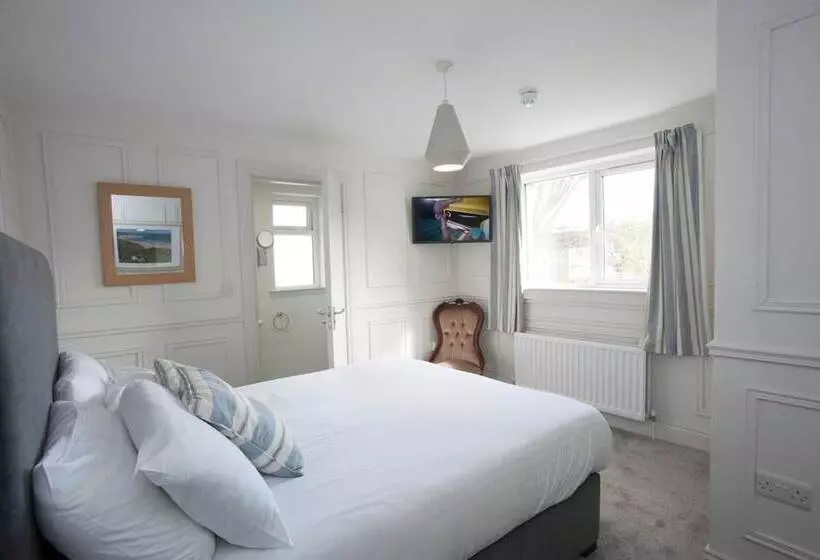 تختخواب و صبحانه Portcaman House