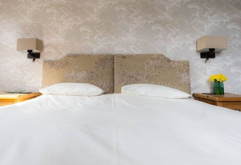 مبيت وإفطار Rockingham Lodge