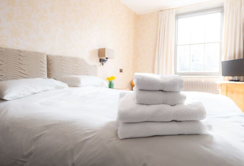 مبيت وإفطار Rockingham Lodge