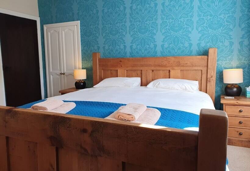 مبيت وإفطار Rockingham Lodge