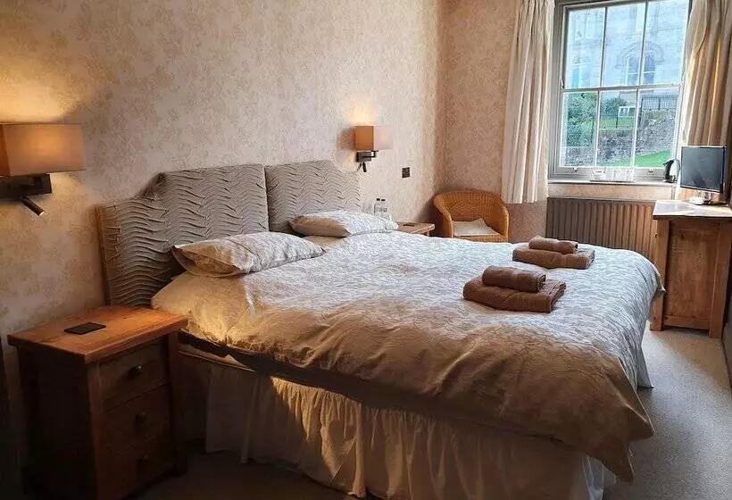 Bed and Breakfast Rockingham Lodge