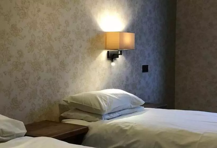 Bed and Breakfast Rockingham Lodge