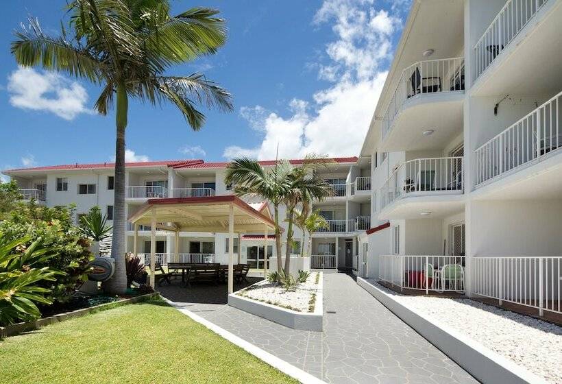 Burleigh Point Holiday Apartments