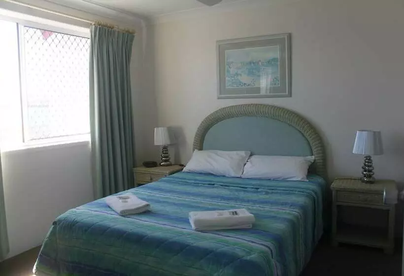 Burleigh Point Holiday Apartments