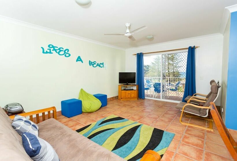 Burleigh Point Holiday Apartments