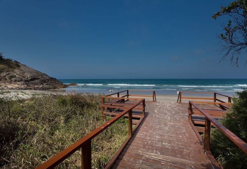 Burleigh Point Holiday Apartments