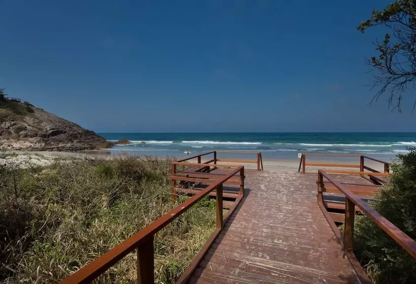 Burleigh Point Holiday Apartments