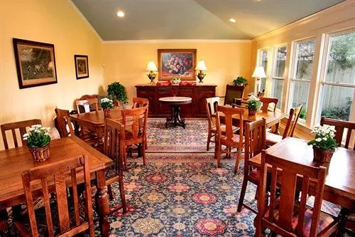 Corinthian Bed & Breakfast