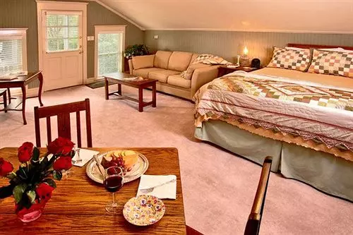 Corinthian Bed & Breakfast