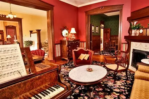 Corinthian Bed & Breakfast