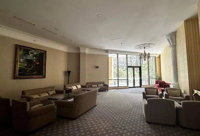 Dalat Edensee Lake Resort & Spa