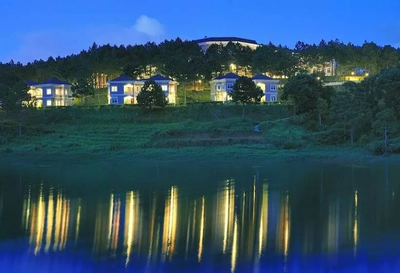 Dalat Edensee Lake Resort & Spa