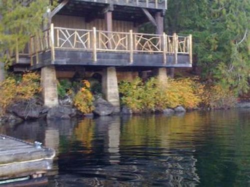 Dragonfly Dock Bed And Breakfast