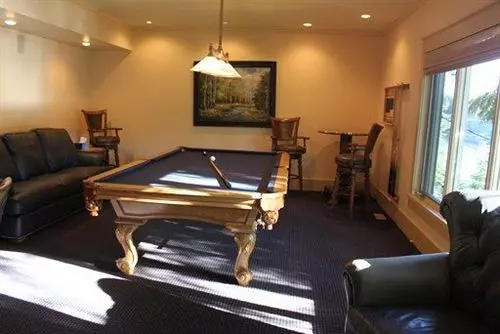 Dragonfly Dock Bed And Breakfast