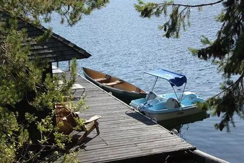 Dragonfly Dock Bed And Breakfast