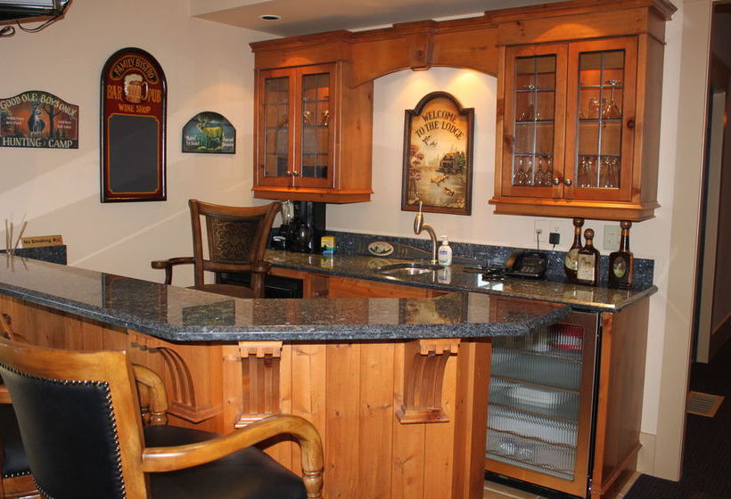 Dragonfly Dock Bed And Breakfast