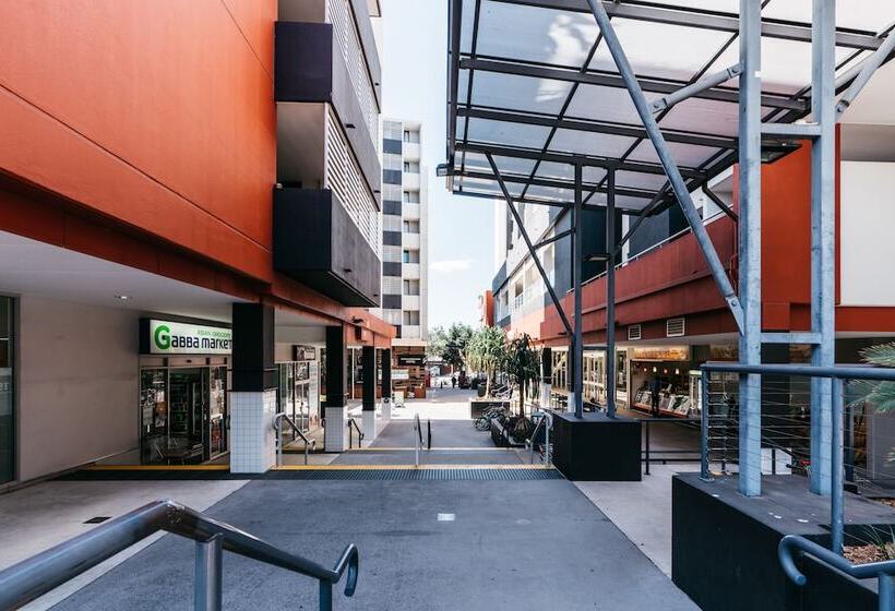Gabba Central Apartments