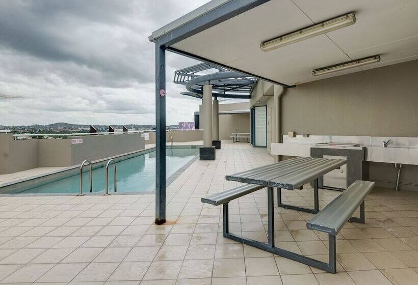 Gabba Central Apartments