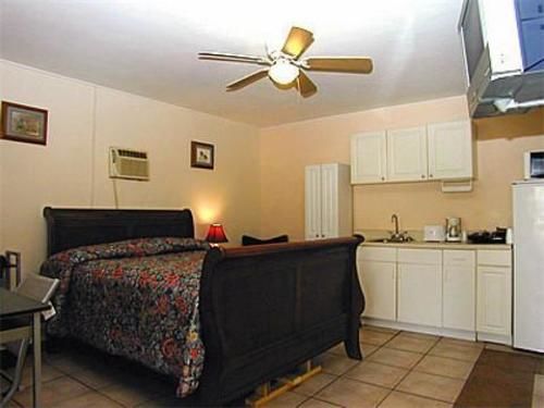 فندق A1 Value Inn Hernando