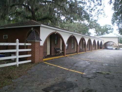 فندق A1 Value Inn Hernando