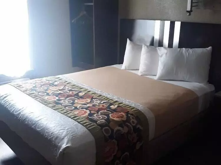 Отель Americas Best Value Inn Caldwell