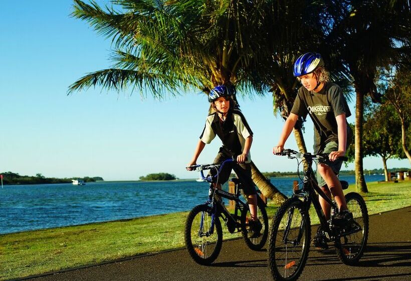 At The Sound Noosa Motel