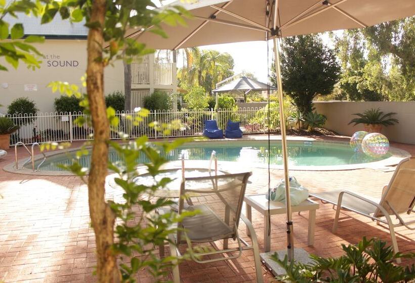 At The Sound Noosa Motel