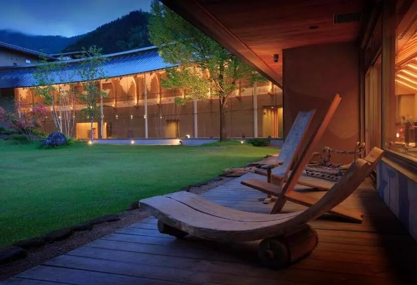 Hotel Bettei Senjyuan