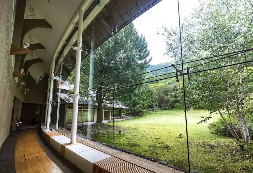 Hotel Bettei Senjyuan