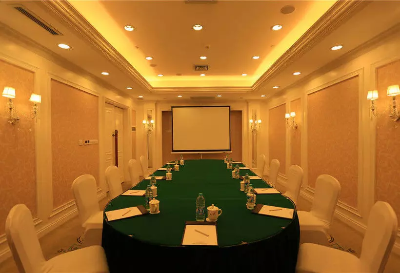 Country Garden Phoenix Hotel Wuhan